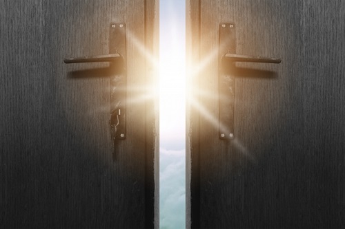 JAVHDの広告に出てる女優って誰?女優名を一挙に公開!調べ方も紹介中!