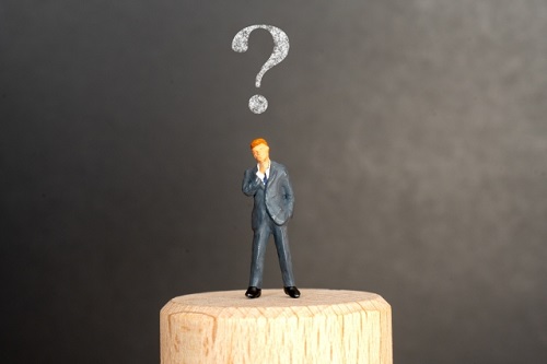 JAVHDの広告で制服着てる女子高生って誰???女優名が知りたい!